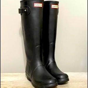 Black Hunter Rain Boots Size 9